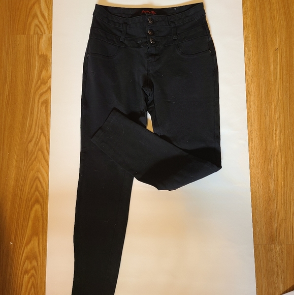 Mid-rise Pant - Picture 2 of 2